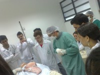 /album/i-semana-acad%c3%aamica-do-curso-de-medicina-da-ufv/aula-tecnicas-cirurgicas-jpg/